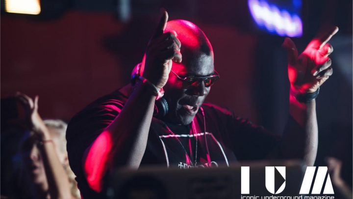 CARL COX TO PUBLISH HIS AUTOBIOGRAPHY